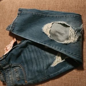 NEW Boohoo Distressed Oversized 5 Pocket Jeans Boohoo Size 6